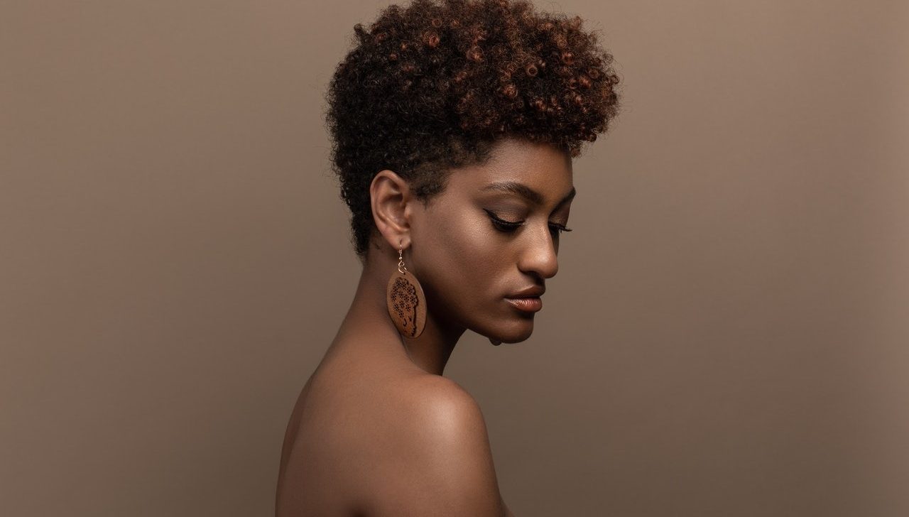 ‘A coisa está preta’, ‘inveja branca’ e ‘nego’: expressões racistas que devem ser extintas do vocabulário