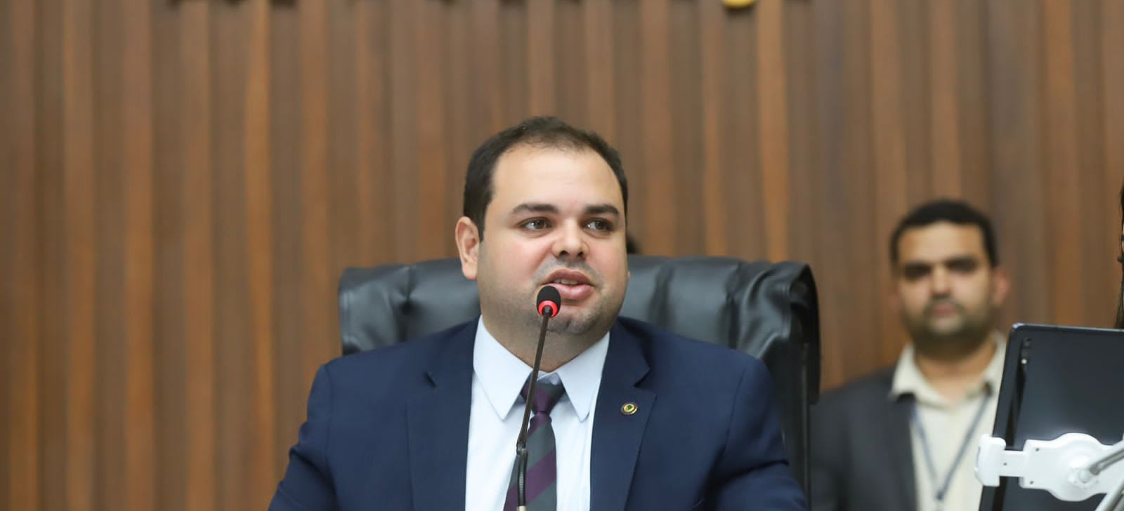 Presidente da Aleam reabre os trabalhos presenciais do segundo semestre na Casa Legislativa