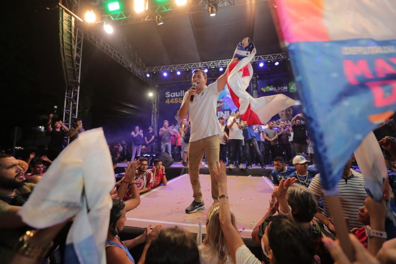 Wilson Lima inicia campanha pelo interior do AM e reúne mais de 10 mil pessoas em Parintins