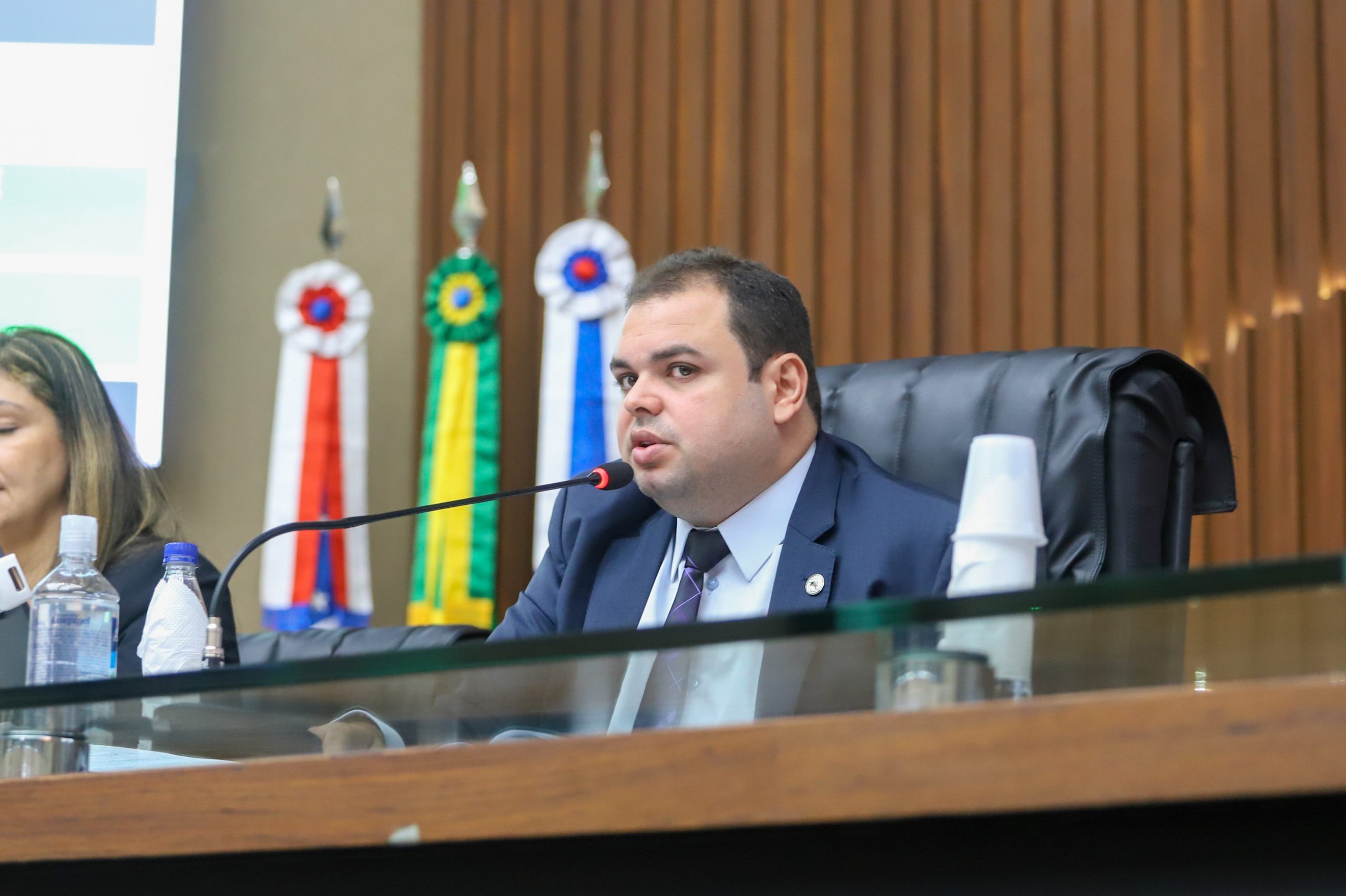 Presidente da Aleam, Roberto Cidade apresenta requerimentos que buscam melhorias para bairro da Zona Leste de Manaus