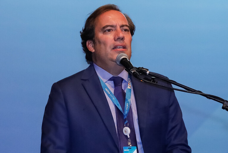 MPT pede condenação de ex-presidente da Caixa por assédio e indenização de R$ 30 mi