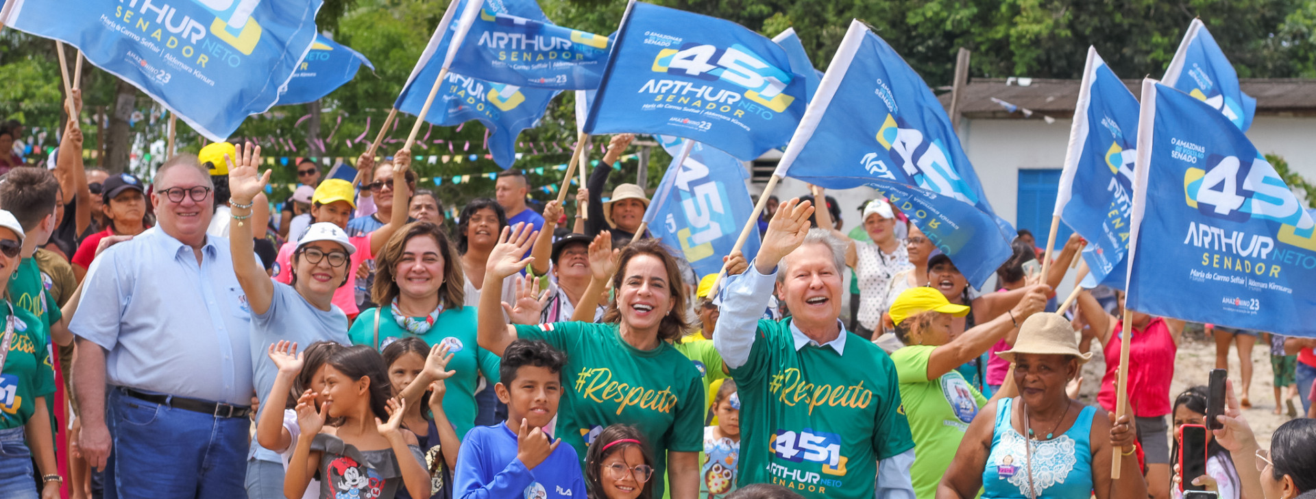 Candidato ao senado, Arthur Neto fala de luta para quebrar isolamento em visita a comunidade ribeirinha de Manaus