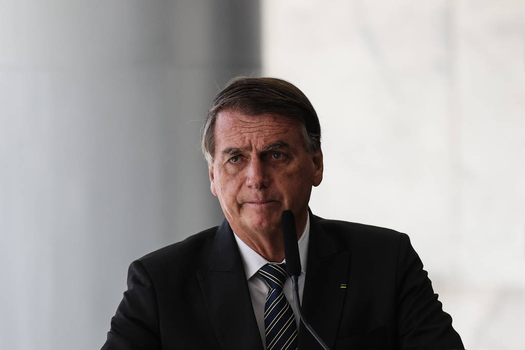 A nove dias do primeiro turno, Bolsonaro intimida judiciário, ataca Lula e diz ter maioria no eleitorado do País