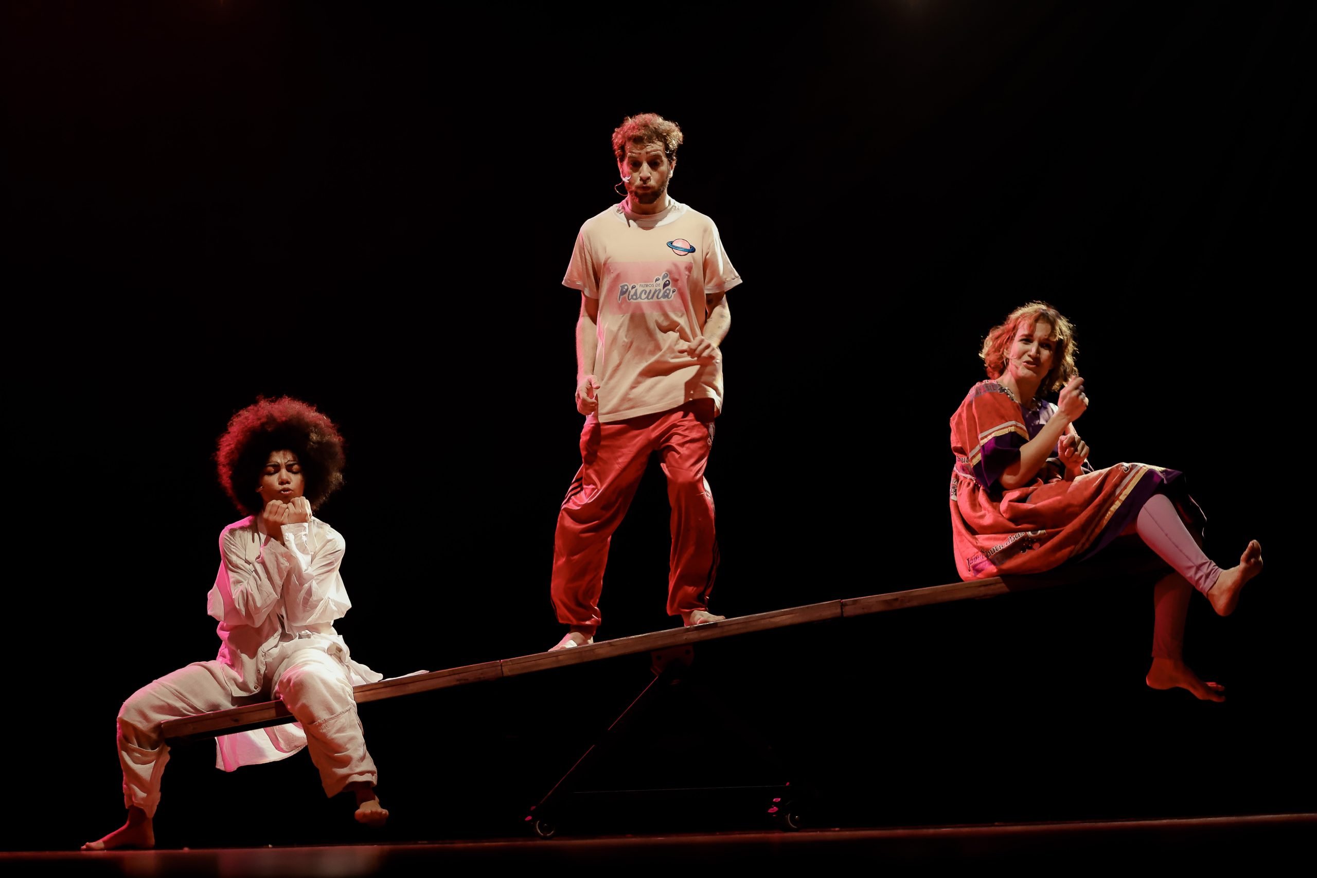 Espetáculo musical ‘Vamos Comprar um Poeta’ chega à Manaus com apresentação dupla