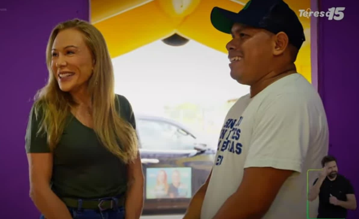 ‘Quero levar os projetos sociais a todos os municípios e mudar a vida das pessoas’, destacou Teresa Surita em programa eleitoral