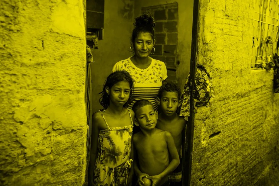 Pesquisa do Ipec mostra que brasileiros culpam Governo Federal pela fome; geração de emprego seria a saída para o problema