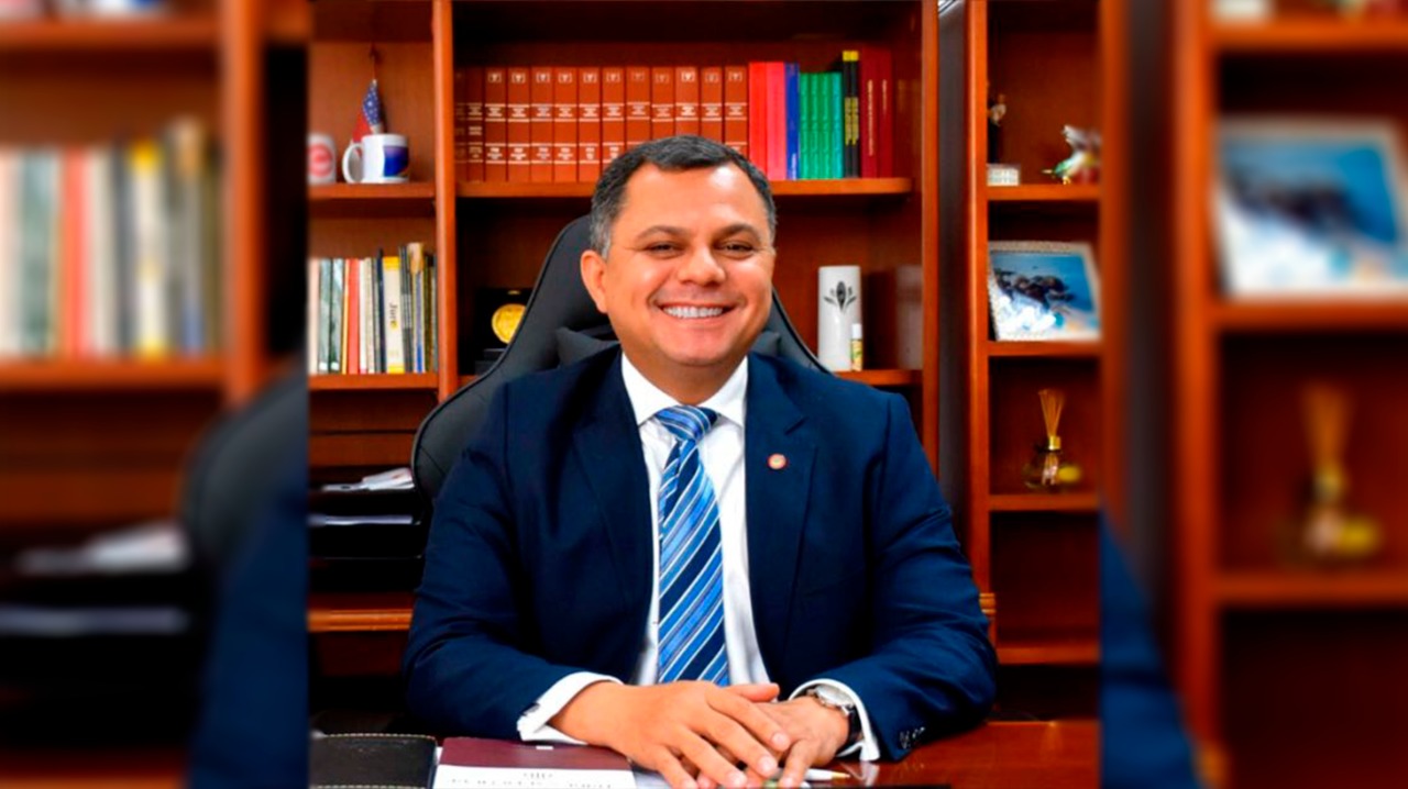 Alberto Nascimento Júnior é reconduzido ao cargo de procurador-geral de Justiça do AM