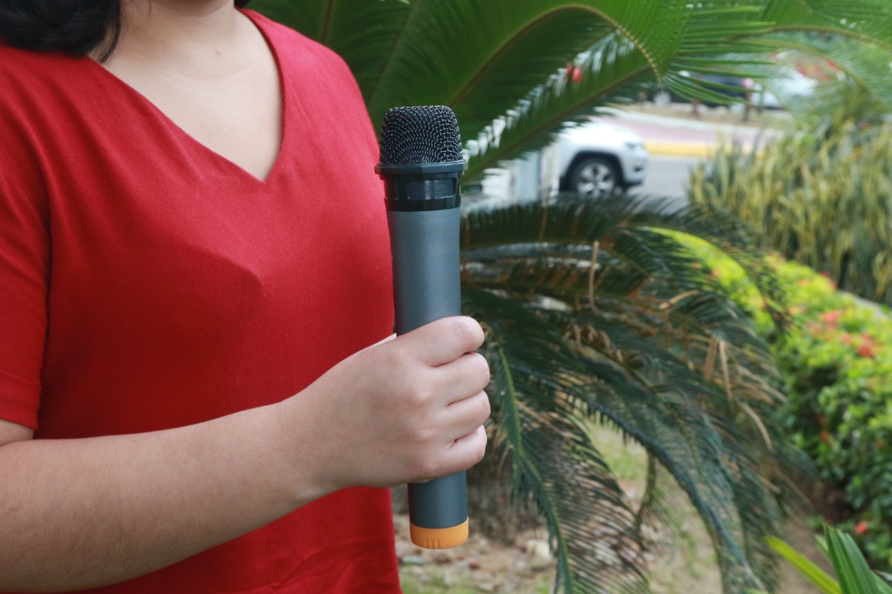 Emissora no Paraná proíbe jornalistas de vestir roupas vermelhas para ‘garantir neutralidade’
