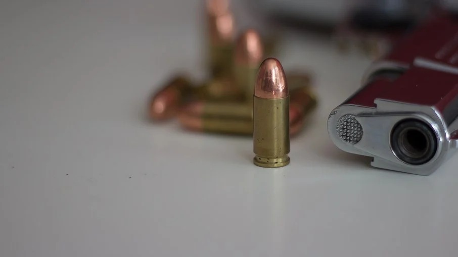 Tribunal Superior Eleitoral restringe o transporte de armas e munições por colecionadores no dia das eleições