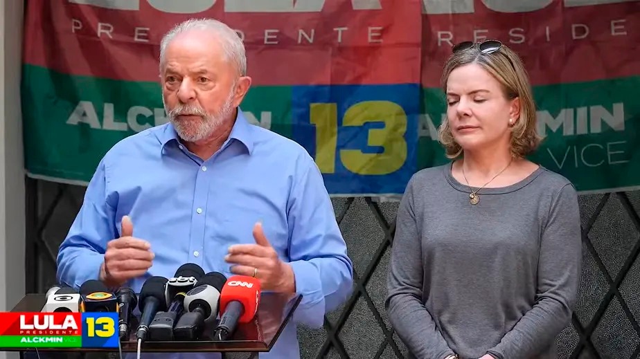 Lula comenta resistência de Jefferson à ordem de prisão emitida pelo STF; ‘parcela raivosa’