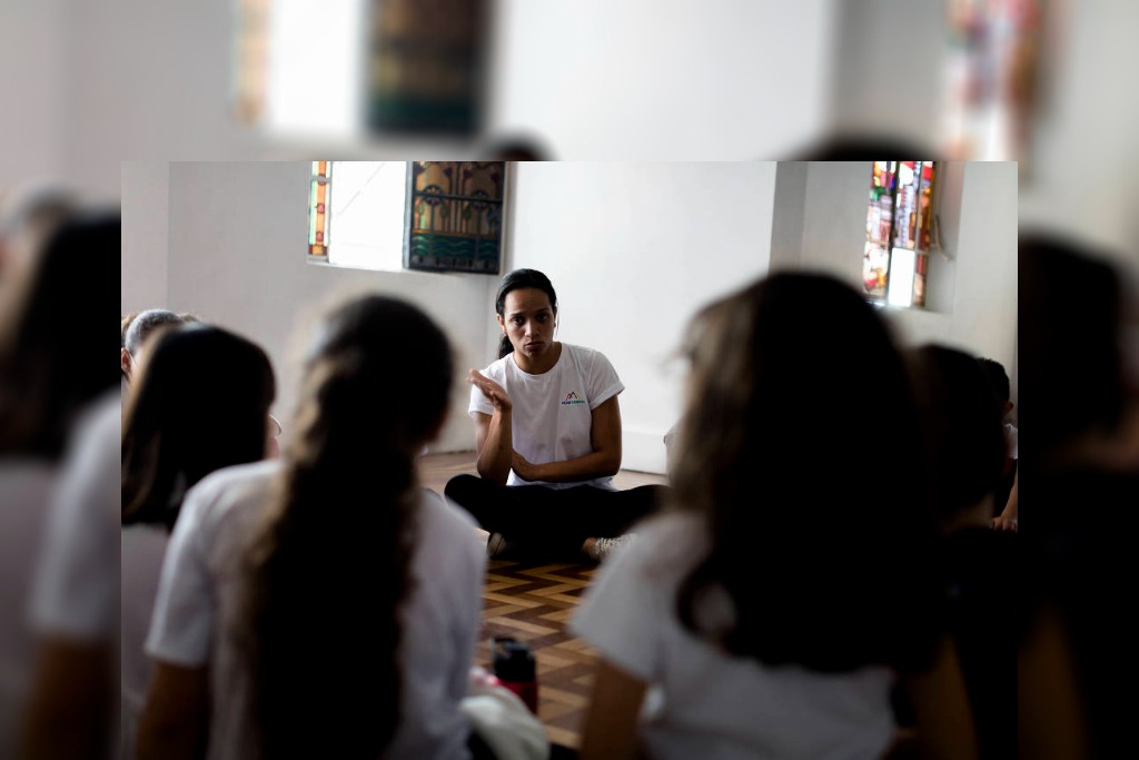 Eleição 2022 vira bate-boca entre crianças e desafio para professores ao invadir escolas