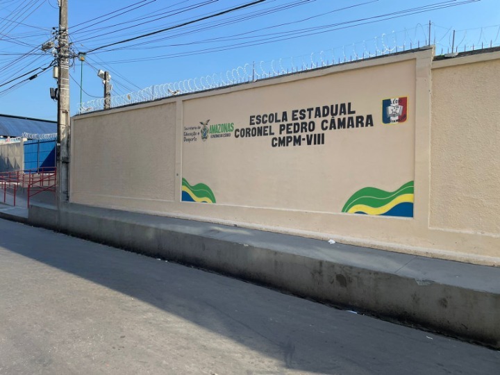 Principal of Military School, in AM, tries to influence student vote: ‘Do I want my country to become a Venezuela?’