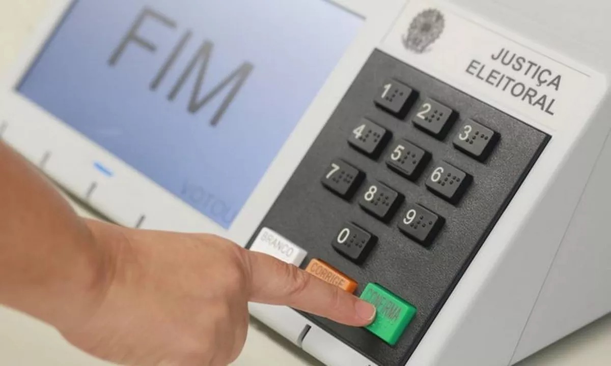 Eleitor tem dois dias para regularizar título e poder votar este ano