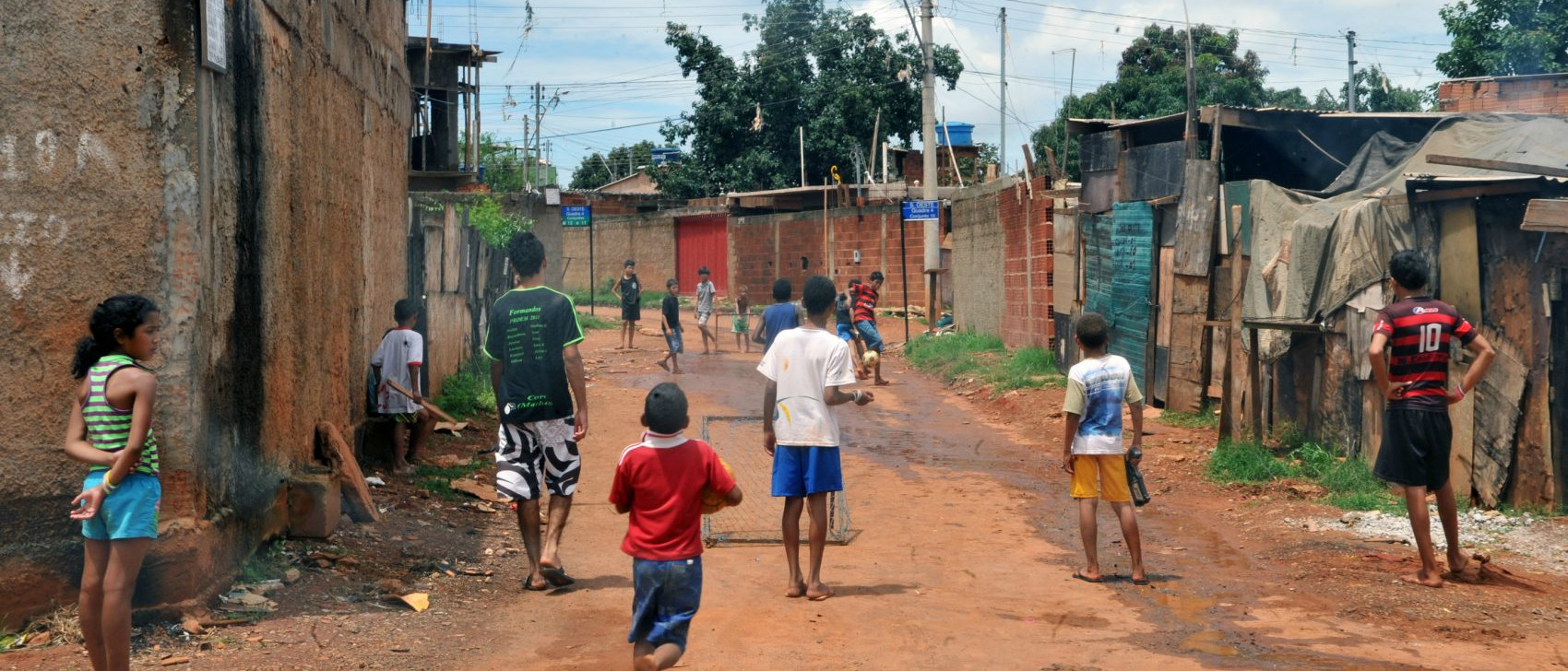 Processos de combate à pobreza na infância podem reduzir em 22,5% os crimes na juventude, mostra pesquisa