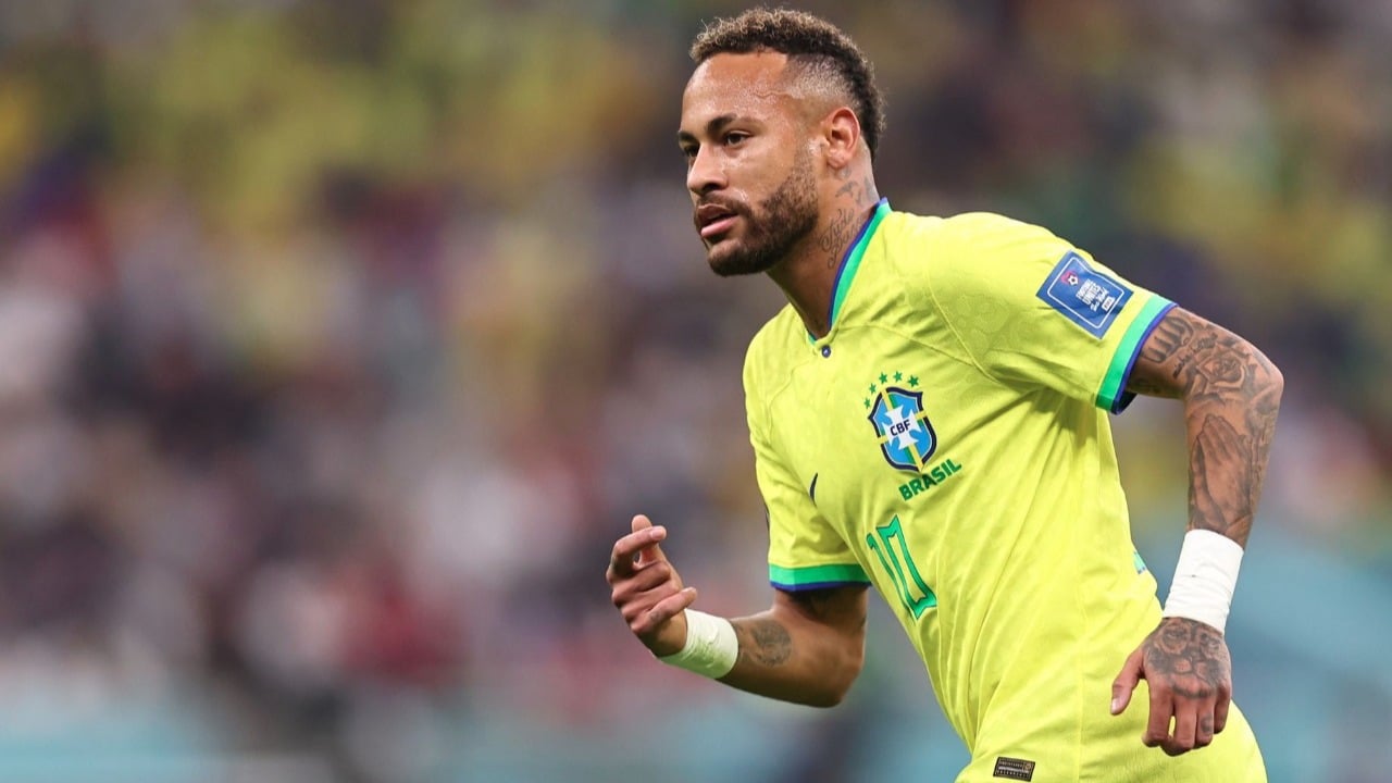 Jogador Neymar em campo (Divulgação)