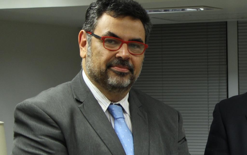 Novo membro da Academia Paulista de Letras Jurídicas defende espaço para mulheres e negros em discurso