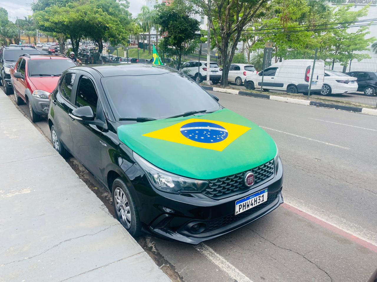 No AM, manifestantes reunidos em frente ao CMA provocam ‘avalanche’ de infrações no trânsito