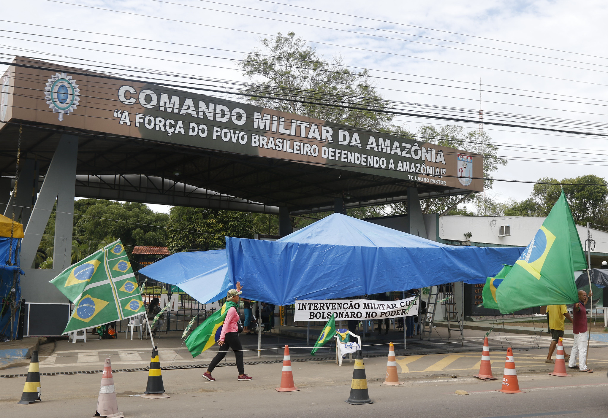 Bolsonarista abandona tradição de Natal em família para ir a acampamento antidemocrático