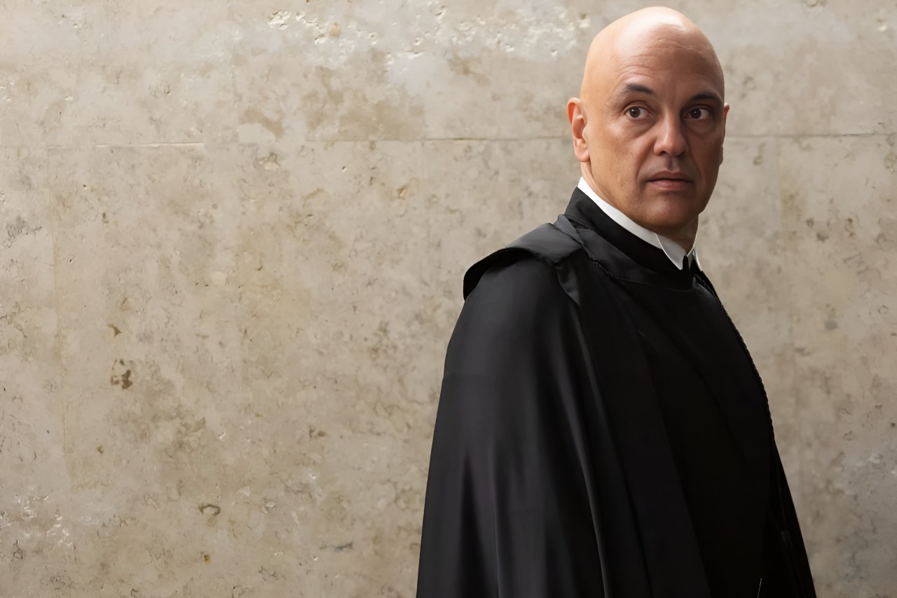 Alexandre de Moraes bloqueia contas de empresários ligados a atos antidemocráticos