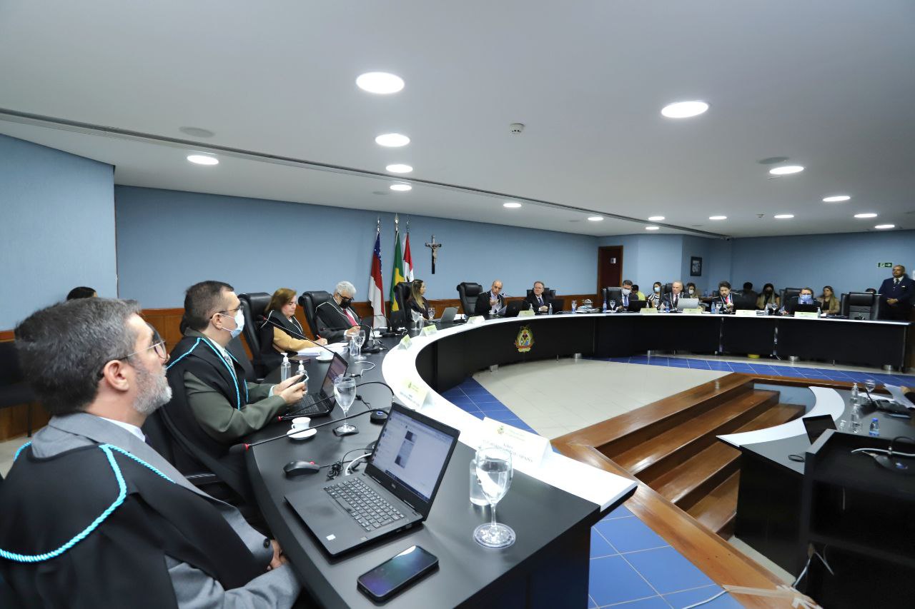TCE do Amazonas julga contas do governo e outros 71 processos nesta terça-feira