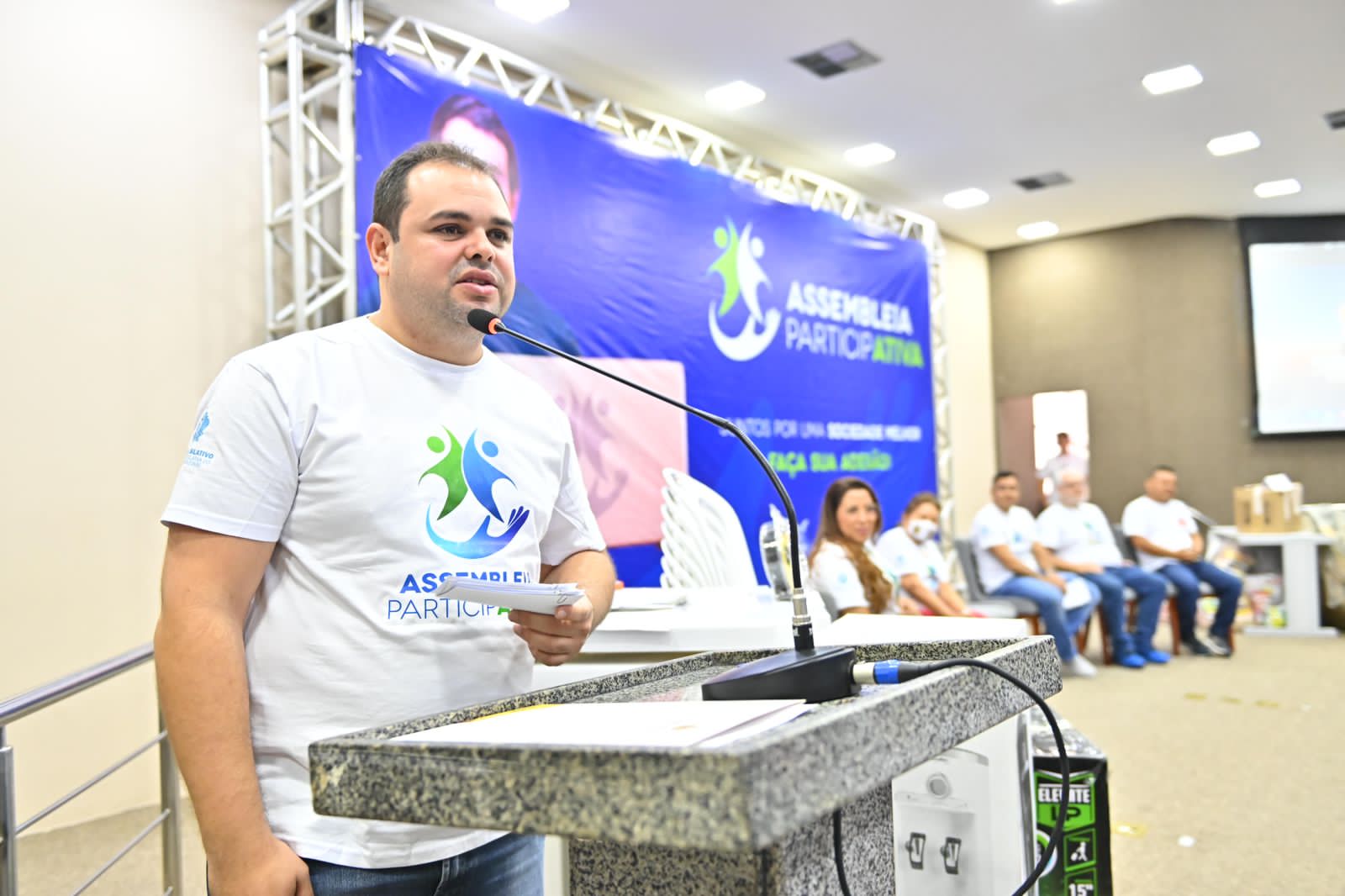 Programa social ‘Assembleia Participativa’ faz entrega simbólica de doações a organizações sociais