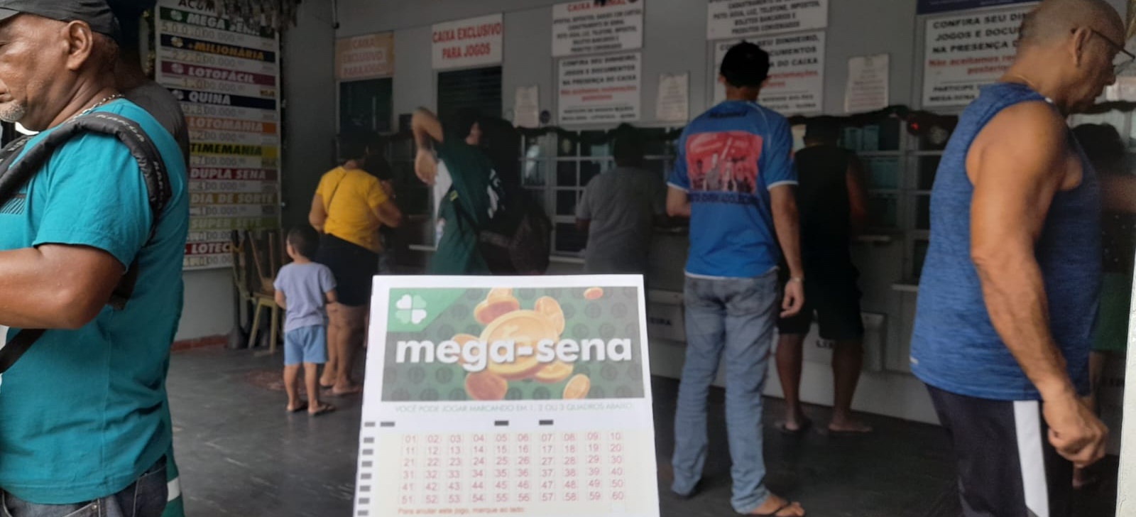 Caixa Econômica Federal paga mais de R$ 500 milhões com Mega-Sena da Virada