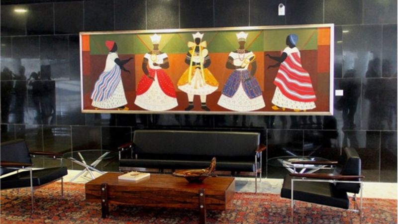 Quadro de orixás retirado no Governo Bolsonaro voltará a ser exposto no Planalto, diz Janja