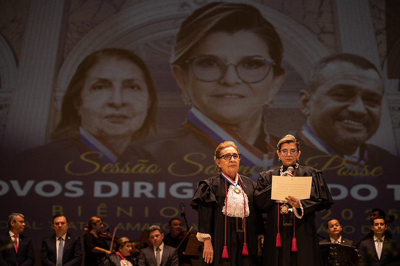 Nova presidente do Tjam, desembargadora Nélia Caminha Jorge, e sua vice, desembargadora Joana dos Santos Meirelles (Divulgação)