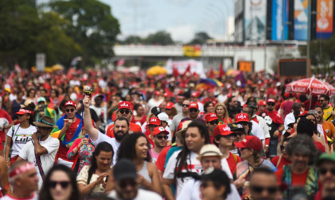 A euforia para posse de Lula/Alckmin reúne brasileiros dos quatro cantos do País