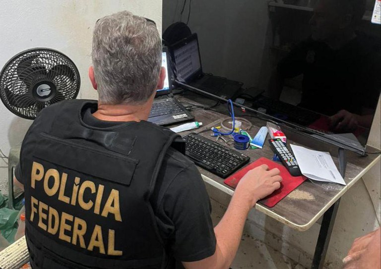 No AM, Polícia Federal cumpre dois mandados de prisão por crimes sexuais contra crianças e adolescentes