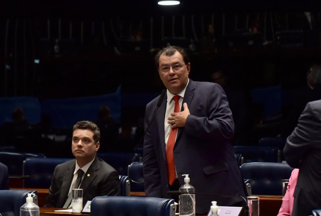 
Eduardo Braga (MDB-AM) is party leader in the Senate (Reproduction/Social Networks)