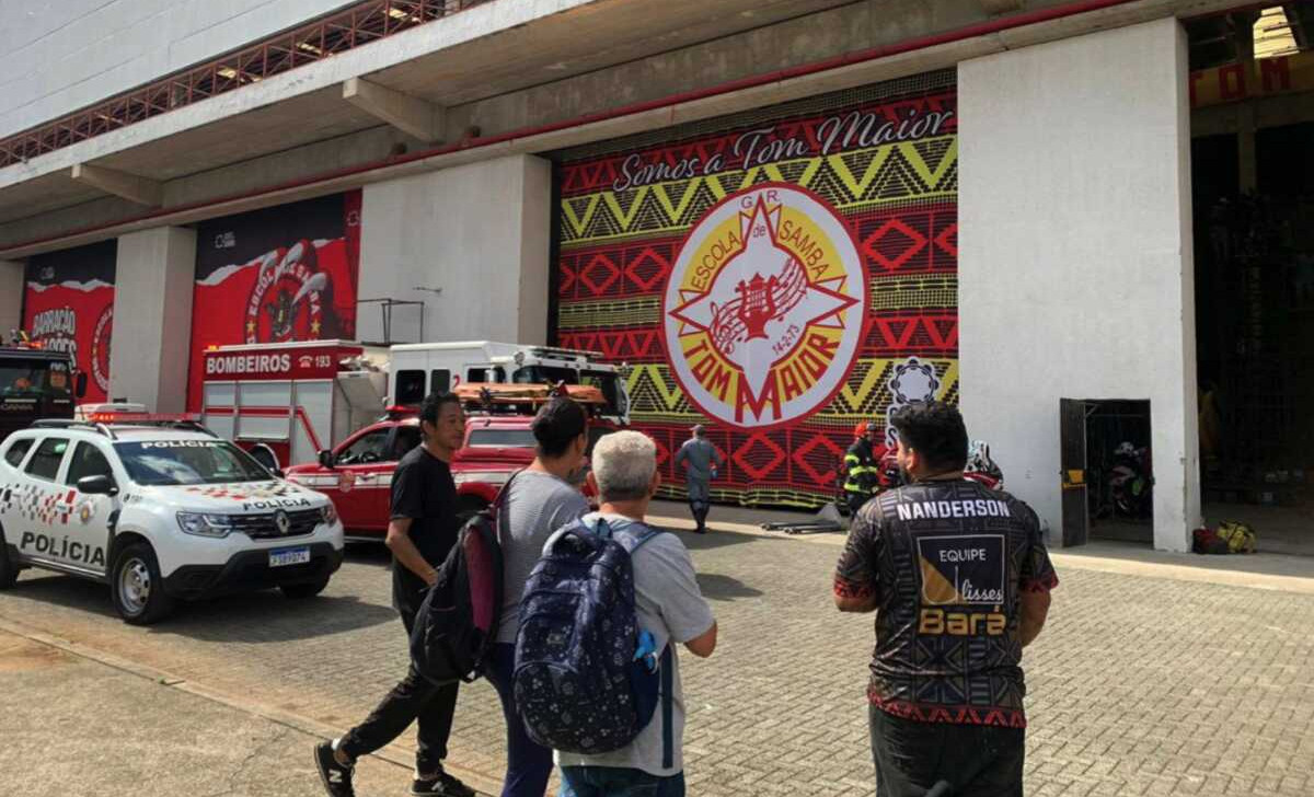 Em SP, guindaste no barracão de Escola de Samba Tom Maior atinge três trabalhadores parintinenses