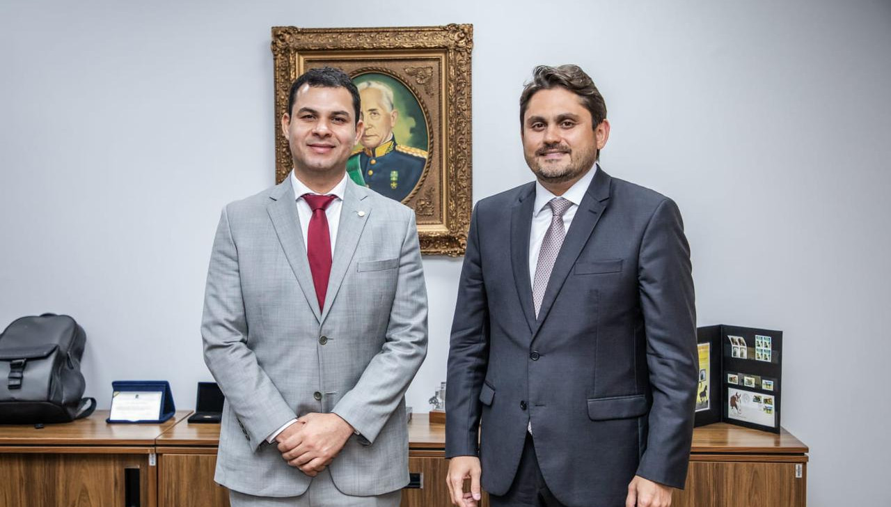 Ministro das Comunicações anuncia nova etapa do Programa Norte Conectado em reunião com deputado do AM