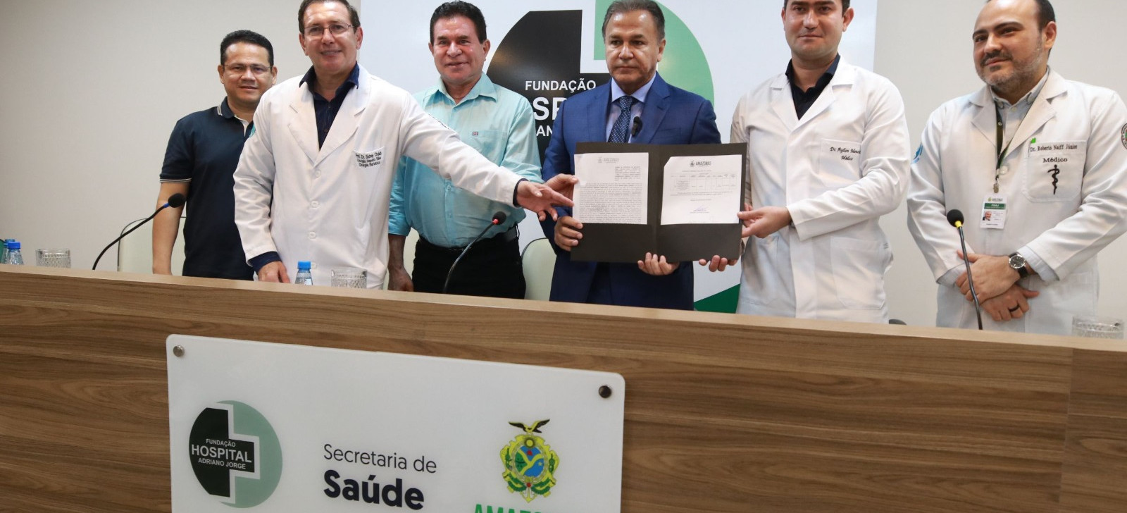 Governo do AM assina contrato para realização de cirurgias bariátricas