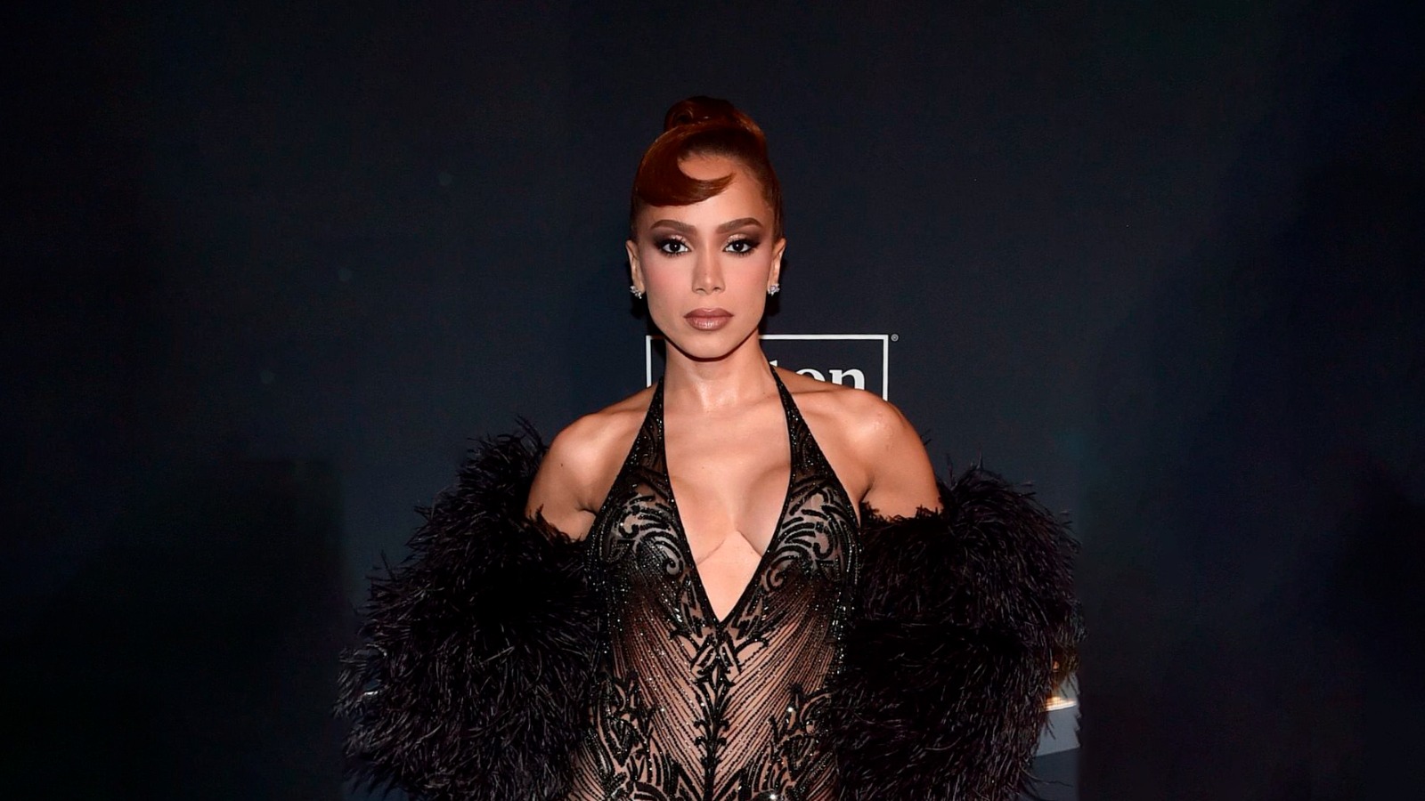 Do subúrbio ao Grammy: Anitta pode trazer prêmio de artista revelação ao Brasil