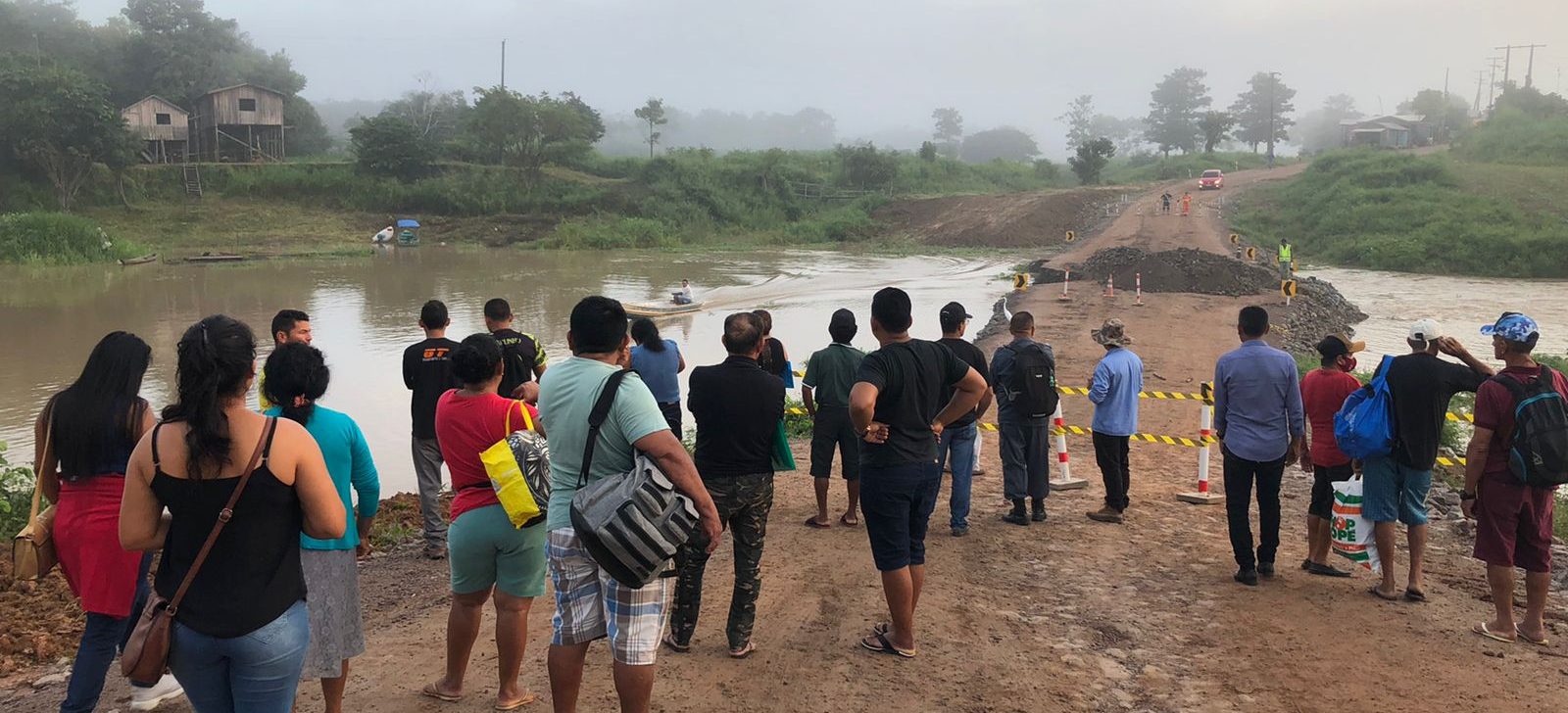 No Amazonas, trechos da BR-319 são interditados para reparos emergenciais