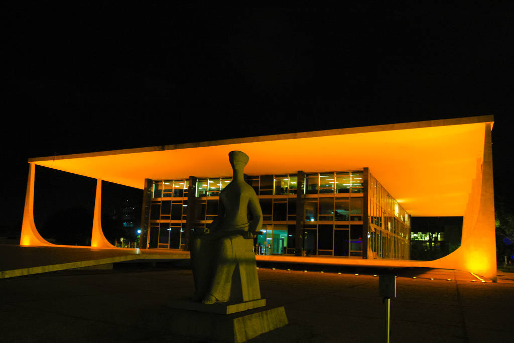 Ministros do Governo Lula defendem indicação de mulher negra ao STF