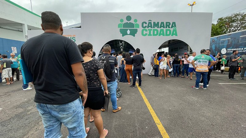 ‘Câmara Itinerante’: população tem acesso a serviços gratuitos em Manaus