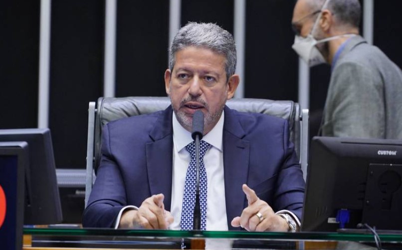 Proposta de Lira sobre novo formato de comissões que analisam MPs é recusada no Senado