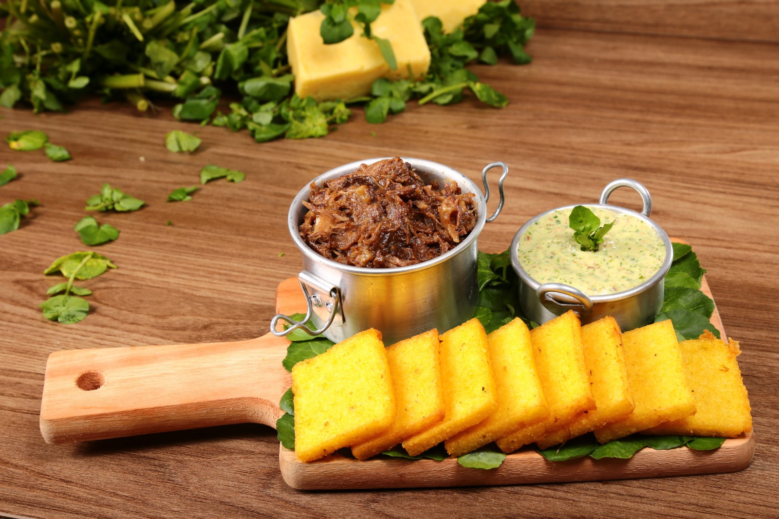 ‘Ervas e especiarias’, o sabor da história nos petiscos de boteco em Manaus