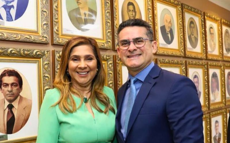 Prefeito de Manaus, David Almeida tenta excluir denúncia contra irmã na CENARIUM e Justiça nega