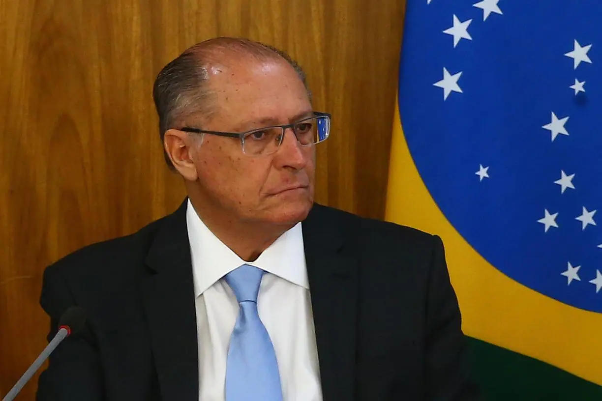 ‘Tem que ser rápido’, diz Alckmin sobre reforma tributária
