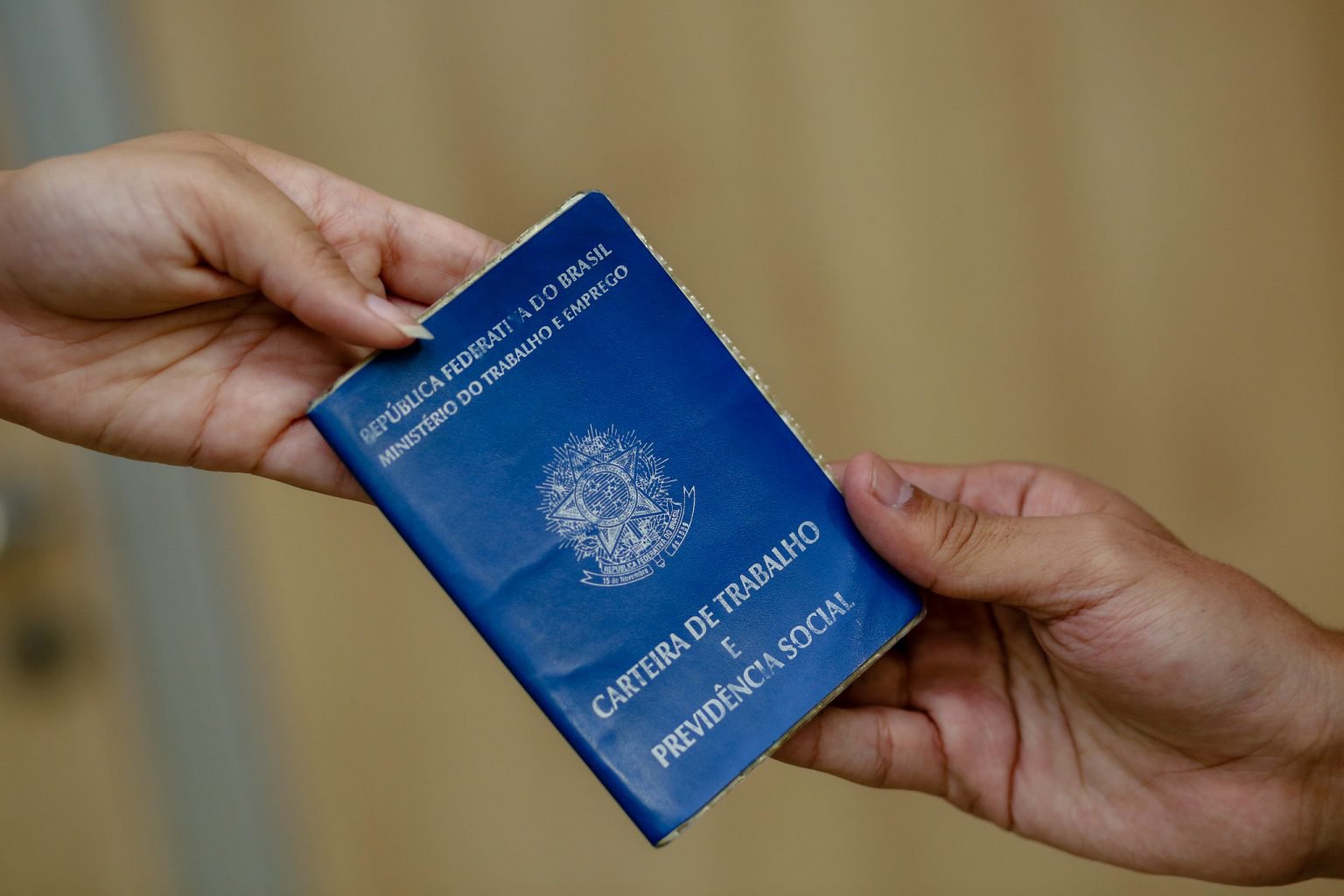 Abertura de novos empregos tem queda de 26,4% em fevereiro, diz Caged