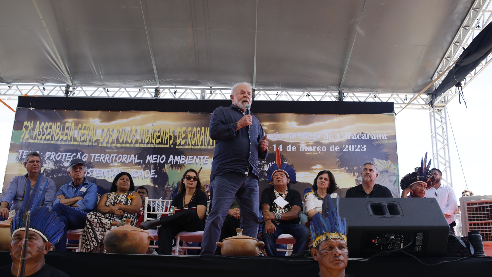 ‘Vamos retirar definitivamente os garimpeiros ilegais’, diz Lula a indígenas de Roraima