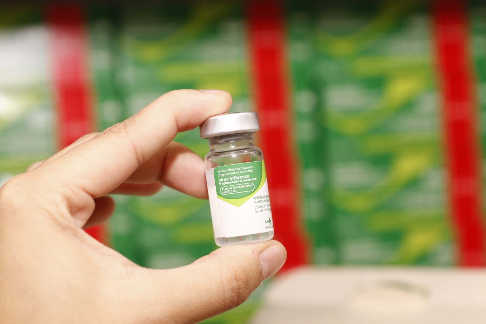 Amazonas recebe 1,7 mi de vacinas contra a gripe; campanha de imunização será antecipada