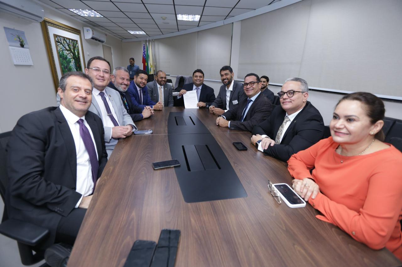 Vereador Caio André firma nova parceria para o projeto ‘Câmara Cidadã’