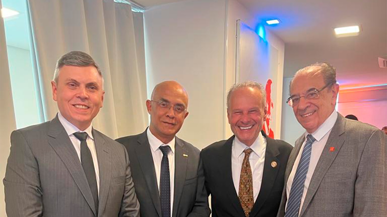 Conselheiro do TCE-AM participa de acordo firmado com Agência dos EUA