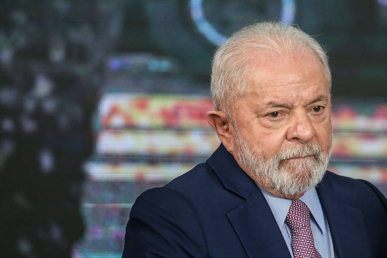 Lula sanciona lei que obriga incluir dados sobre raça em documentos trabalhistas