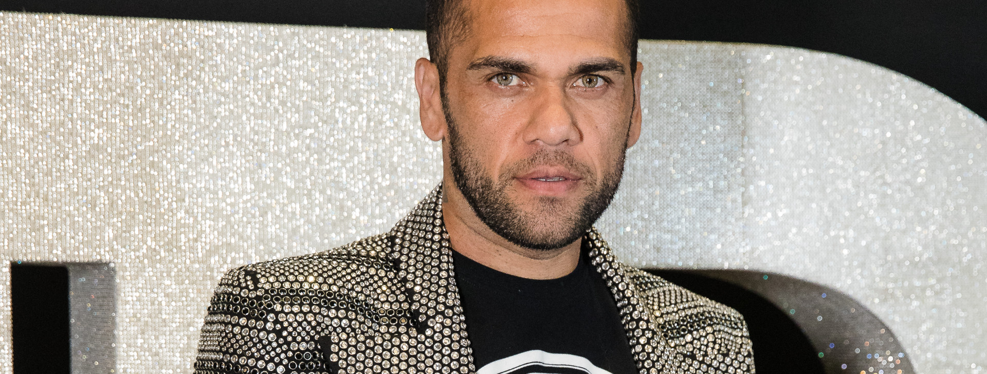 Suspeito de estupro, Daniel Alves diz que vítima pode ter se ofendido por ‘falta de afeto’
