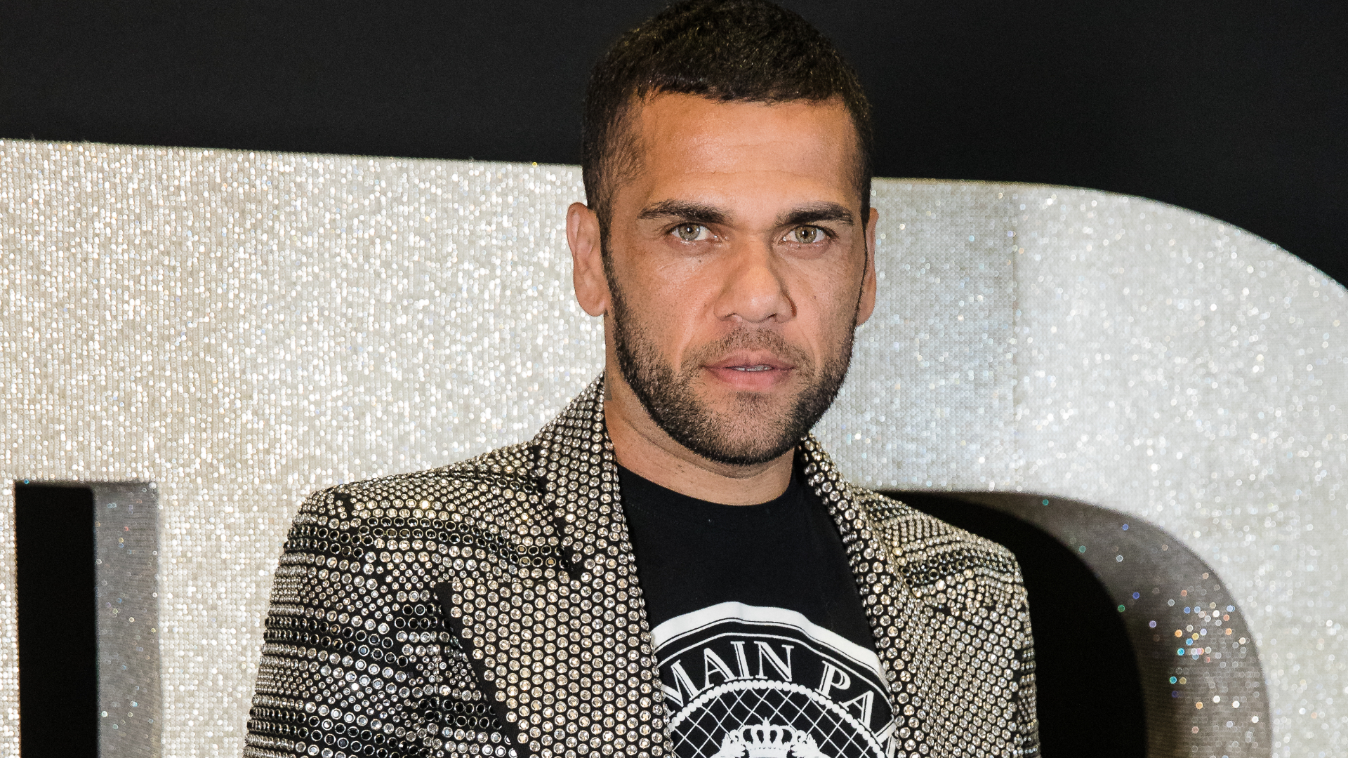 Suspeito de estupro, Daniel Alves diz que vítima pode ter se ofendido por ‘falta de afeto’